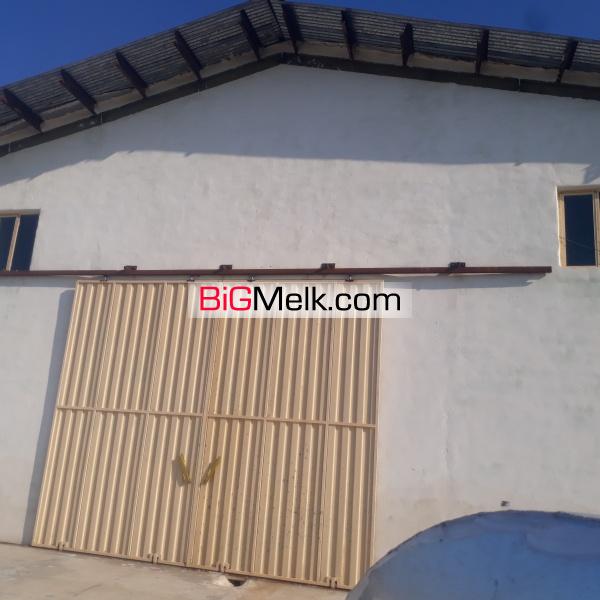 کارخانه واقع در شهرک صنعتی گوزن فارس