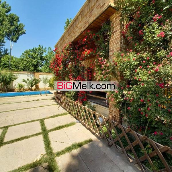 1175 متر باغ ویلای فوق العاده سرسبز در شهریار