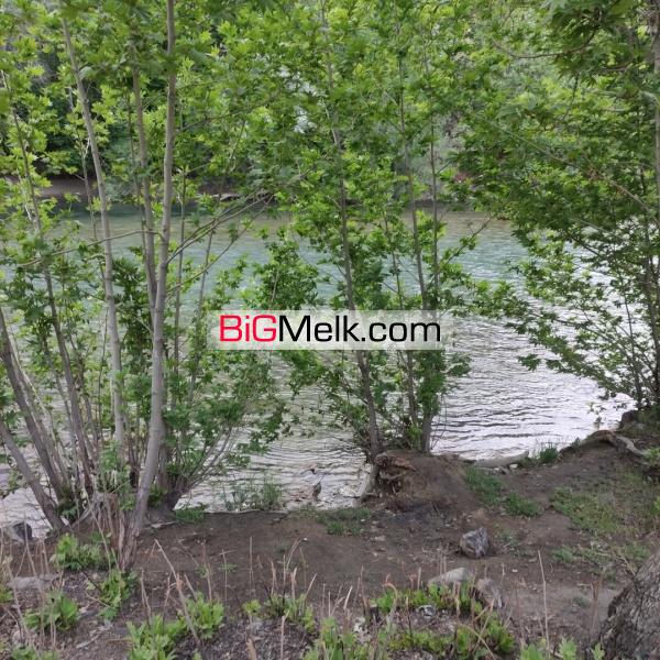زیمن (باغ) کنار رودخانه زاینده رود