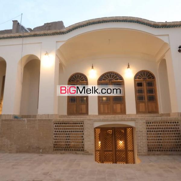 خانه تاریخی با قدمت قاجار بازسازی شده مناسب هتل یا گالری