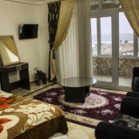 فروش  هتل دریاکنار ساحل چمخاله 1600 متر